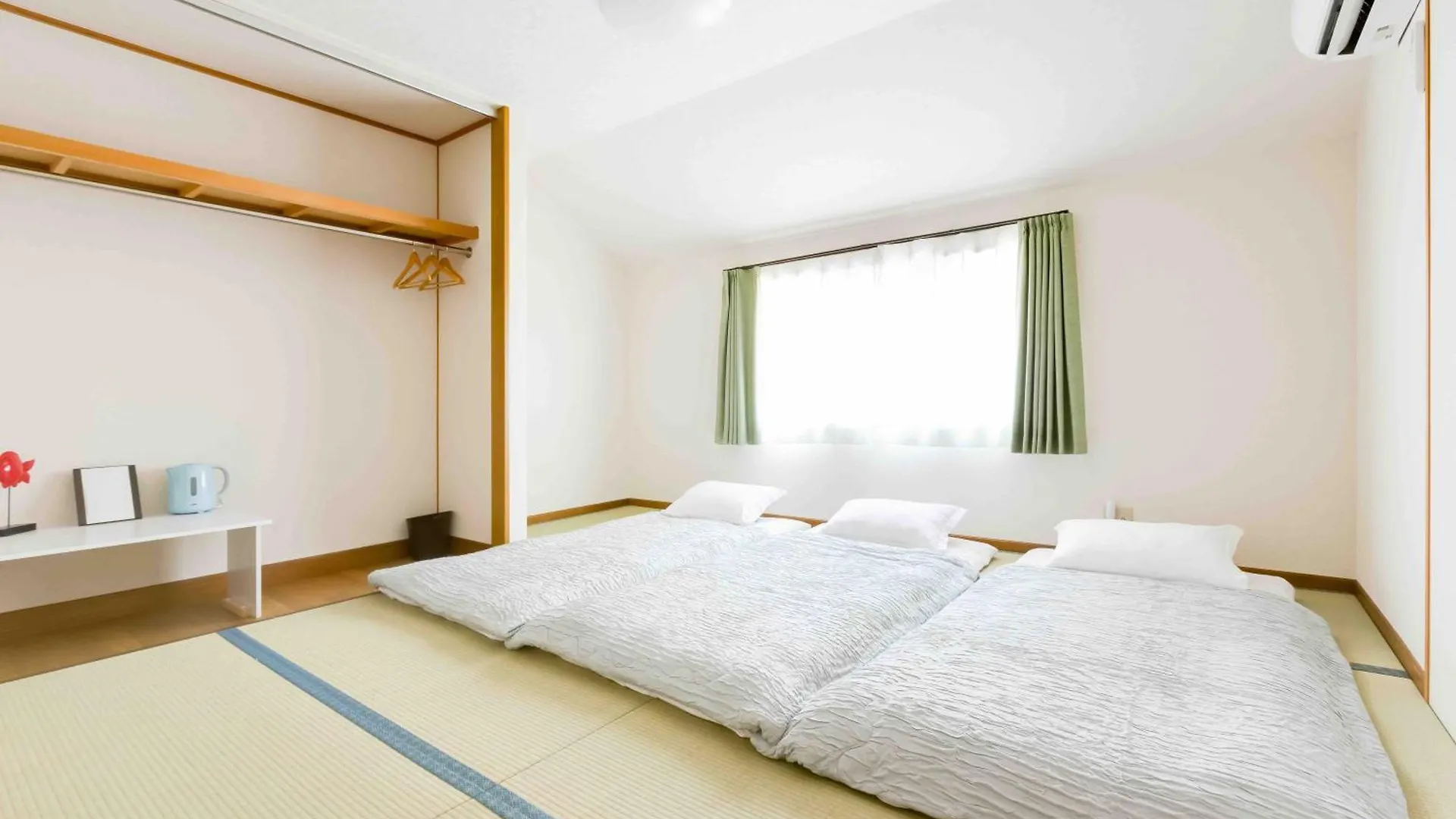 Guest house Plus 9 Station Inn Izumisano